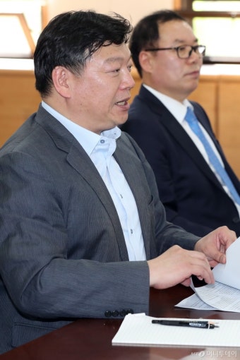 [사진]'장자연 사건' 결과 발표하는 문준영 위원