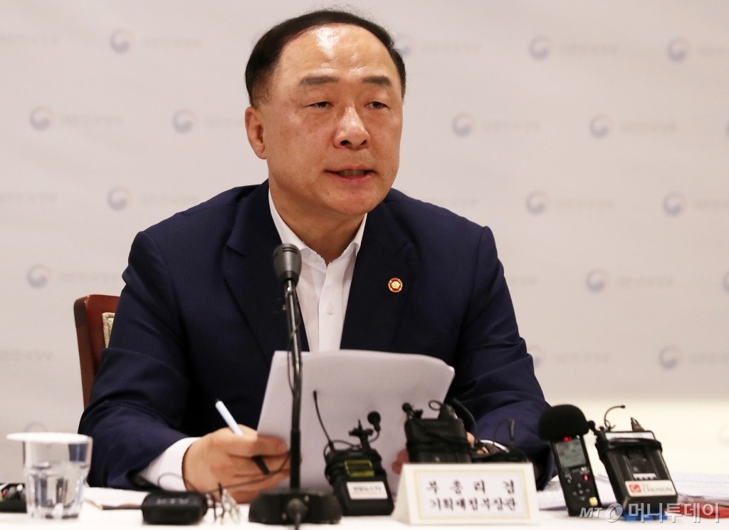 이재명 대통령, 구윤철 경제부총리 겸 기획재정부 장관 후보 지명하여... 생활물가 안정 및 경제혁신 강조