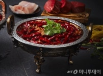 라면에도 치킨에도 얼얼한 매운맛 마라의 정체