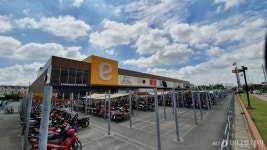 주말엔 베트남 사람들 5만명이 이마트에 갑니다