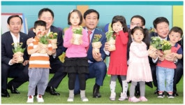 5대 금융그룹 사회공헌 새바람…퍼주기 아닌 지속성장 지원