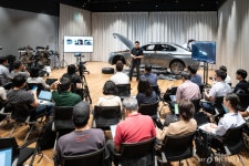 [현장+]정공법 택한 BMW, 車 화재 원인·대처법 스터디