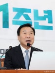[사진]손학규 대표, 취임 1년