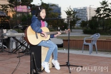 [사진]영종청소년가요제, "저 아이유 언니 같나요?"