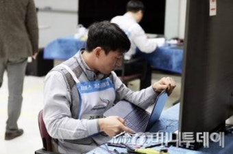 삼성전자서비스, 12년 법정싸움 끝에 협력업체 수리기사 직접 고용 결정 확정