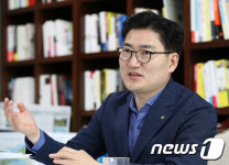 기업사냥꾼 동생 도운 이정훈 강동구청장 "모르고 한 것"