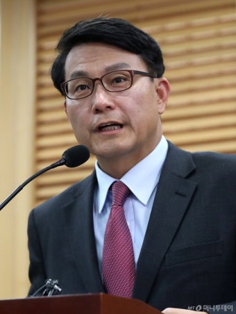 [사진]윤상현, 원내대표 출마 선언