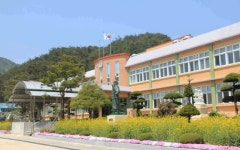 집 주는 아산초에 이어 함양서도 파격 부모님 일자리