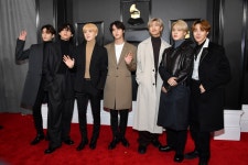 '2020 그래미' 방탄소년단, 레드카펫 vs 무대 