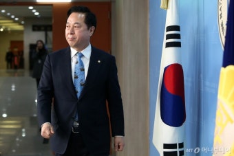 [사진]김두관 민주당 의원, 경남 양산 출마 공식 선언