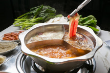 훠궈 같이 먹다가… 홍콩 가족 9명 코로나 확진