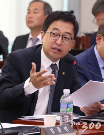 '현역의원 공포의 토요일' …금태섭 지역구 추가 공모·신창현 공천 탈락