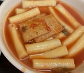 은혜의 강 교회가, 동네 떡볶이집에 미친 영향