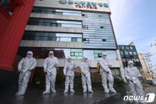 신규 확진자 8명…한성내과의원·한사랑요양병원 환자 추가 확진(상보)