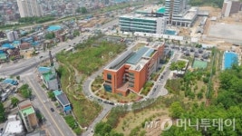 경기도교육청북부청사 숲 조성 공사 완료…9월 이후 전면개방