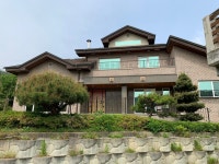 접근성 좋다던 안성 쉼터…버스 내려서 언덕 중턱까지 20분