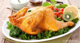 천정부지 치킨값…닭 키우는 비용은 오히려 줄었다