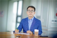 경희사이버대 김범정 교수, 온라인으로 새로운 한방 분야 개척
