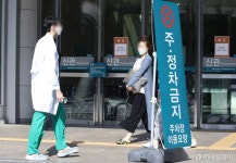 농업회사법인 주식회사 낙동강오리알 | 국시 거부 의대생들은 어쩌다 '낙동강 오리알' 신세 됐나