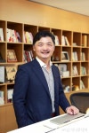 PC방 사장에서 8조5천억 자산가로…카카오 제국 세운 이 남자