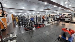 숨통 트여…신규 등록도 6주만에 문 연 헬스장 모처럼 활기