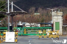 세종시 군부대 장병 5명 무더기 확진…생활실 동료끼리 감염