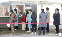 음식점·병원·사우나 감염 어쩌나…서울, 129명 신규 확진