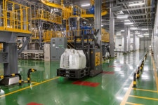 인력은 3분의1, 생산은 3배 세계 최고 노리는 포스코케미칼 양극재 공장 가보니