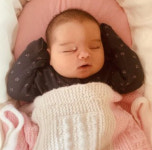 쌍둥이 임신 의심했을 정도…영국서 6kg 거대 우량아 출산