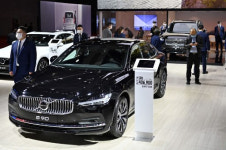 볼보 연내 스웨덴 증시 상장 추진