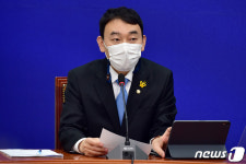 김용민 안똑똑해보여 vs 조수진 인간이 아냐...청문회 중단