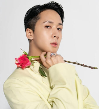 '가사 성희롱 논란' 라비 