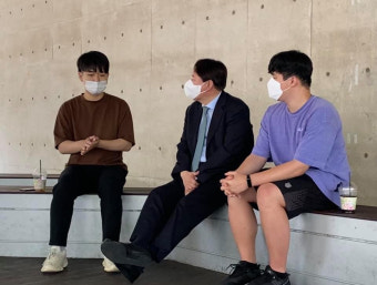 서울대 원자핵공학과 학생 만난 윤석열 