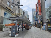 한여름 대기줄 길던 종로 냉면집마저 한산…저녁예약 40팀→0[르포]