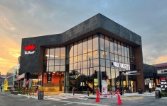 폴 바셋, 김포 구래동서 드라이브 스루 매장 열어