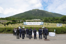 장흥군, 귀성 자제를 위한 추석 명절 합동 성묘 실시