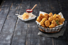 치킨값 오른다… 교촌 허니콤보 1만8000→2만원