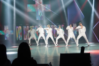 원어스, 日 도쿄 단독 콘서트 성료 '2년만에 관객과의 대면'