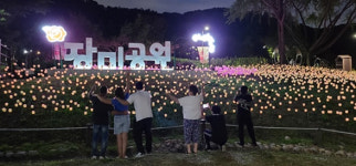 인천 장미근린공원 LED 꽃정원…야간 관광명소 부상