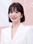 송혜교, 3년간 안팔린 삼성동 주택 3억 낮춰 79억에 팔았다