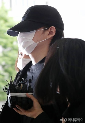 [속보] 가수 노엘, 2심서도 징역 1년 실형…1심 형량 유지