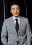 이범수 갑질 논란에 아내 이윤진 나섰다…학생들 두려워