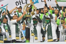 대한민국 16강 이끈 전북 현대 선수들, 회장님 특별 포상 수상