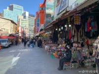 [르포]우리 딸도 인터넷 주문해요...명절 특수 사라진 전통시장