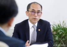 챗GPT 부작용 막고 데이터로 AI강국 뒷받침하겠다