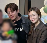 세븐♥이다해, 지인 돌잔치서 포착…8년째 열애 중
