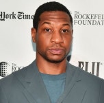 타노스 잇는 빌런, 현실에서도…마블 세계관 핵심 배우, 여성 폭행 혐의