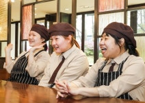 노틀담베이커리 B동 | "문 열었어요?"…한국GM 장애인 바리스타 카페의 '오픈런'