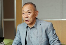 국내 1호 컴퓨터 박사의 쓴소리 韓반도체 산업은 지체 장애인