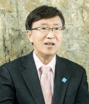 자폐 아들 40년 뒷바라지…판사 아버지, 과학계 이사장된 사연